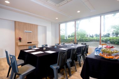 remembrance-meeting-room-1